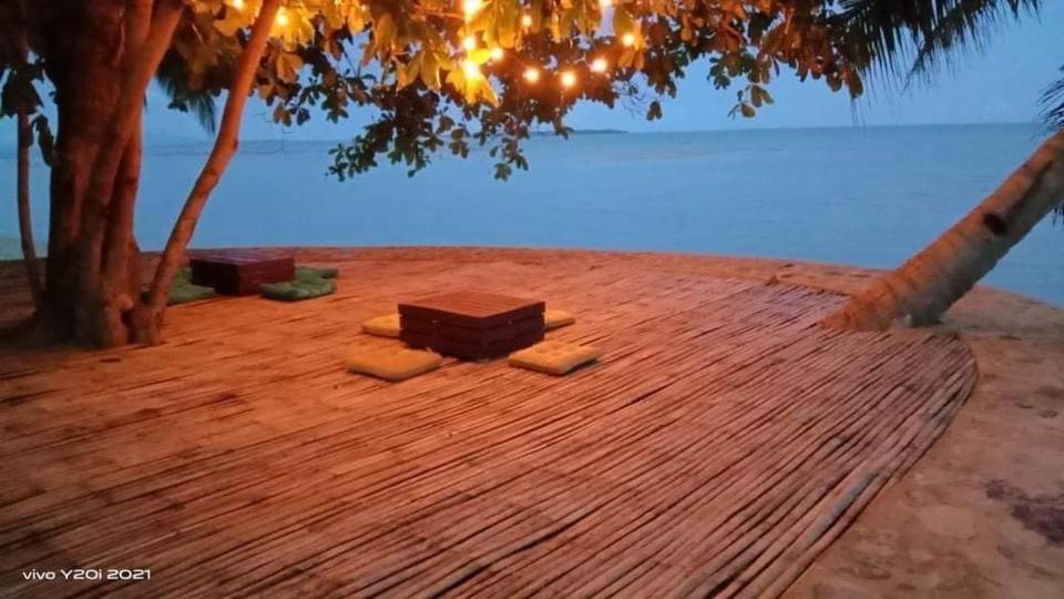Mecaja Beach House Roxas  المظهر الخارجي الصورة