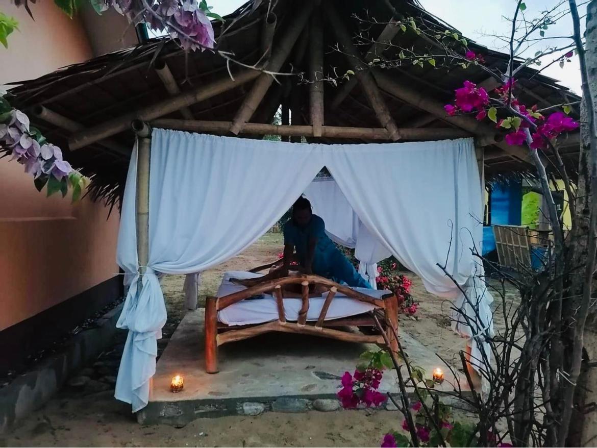 Mecaja Beach House Roxas  المظهر الخارجي الصورة